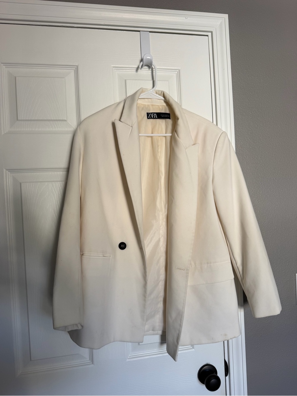 Zara Off-White Single-Button Blazer